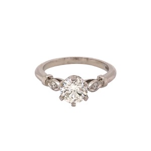 1.01ct Round Brilliant Cut Diamond Solitaire Ring