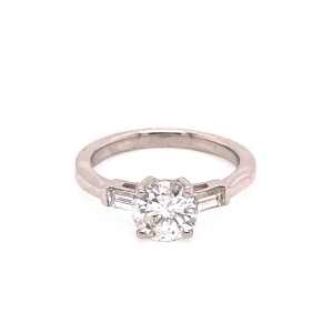 1.01ct Round Brilliant Cut Diamond Solitaire Ring
