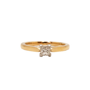 0.27ct Princess Cut Diamond Solitaire Ring