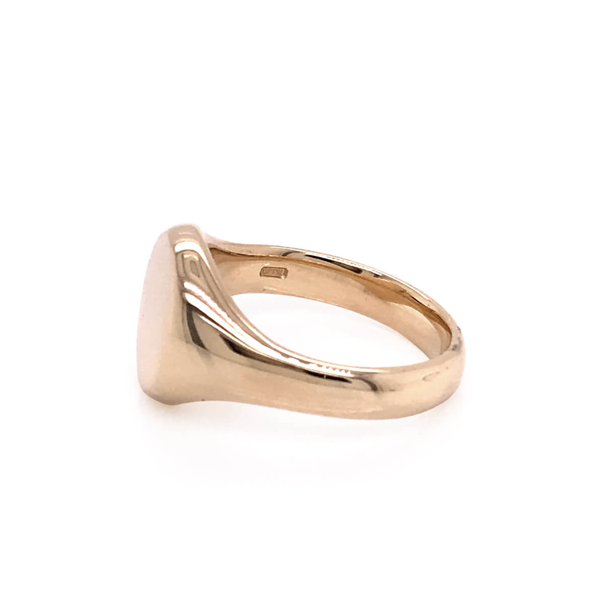 9ct Yellow Gold Oval Oxford Signet Ring | Cry For The Moon