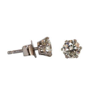 0.26ct Round Brilliant Cut Diamond Solitaire Earrings