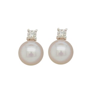 18ct White Gold Cultured Pearl & Round Brilliant Cut Diamond Stud Earrings