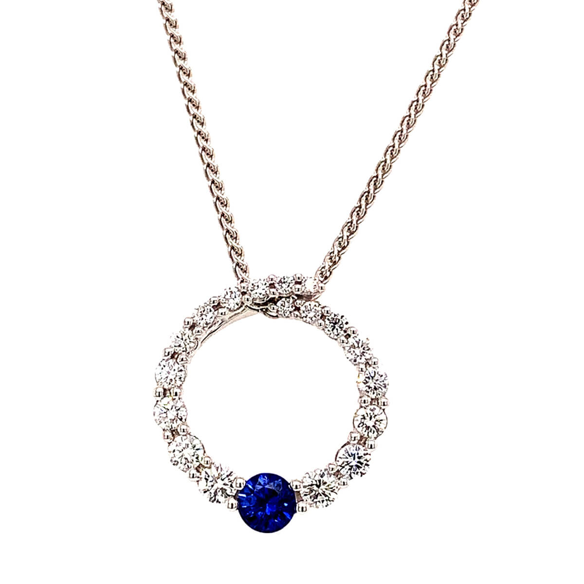 Diamond on sale round pendant
