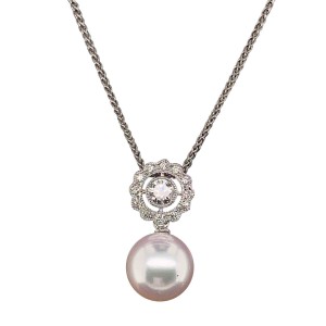 18ct White Gold Cultured Pearl & Round Brilliant Cut Diamond Pendant