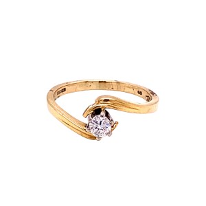 0.20ct Round Brilliant Cut Diamond Solitaire Twist Ring