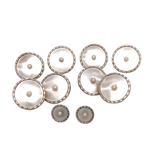 9ct Yellow Gold Mother Of Pearl Dress Set