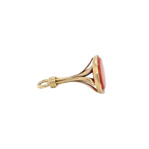 18ct Yellow Gold Oval Cornelian Fob